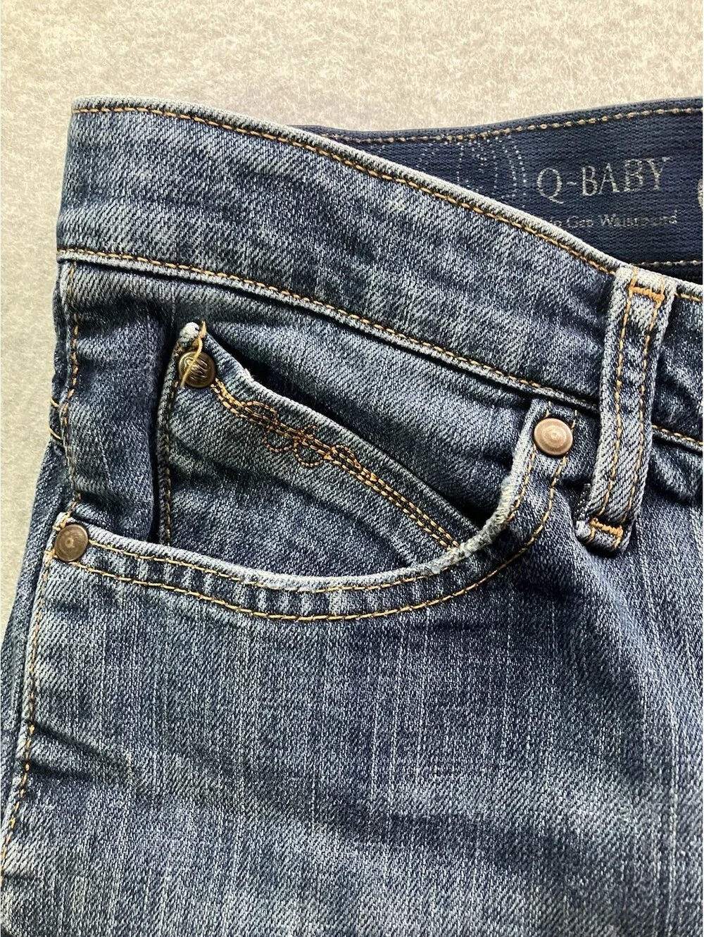 Wrangler Q Baby Western Jeans Bootcut Women's Size 9/10 X 32 Blue Rodeo EUC